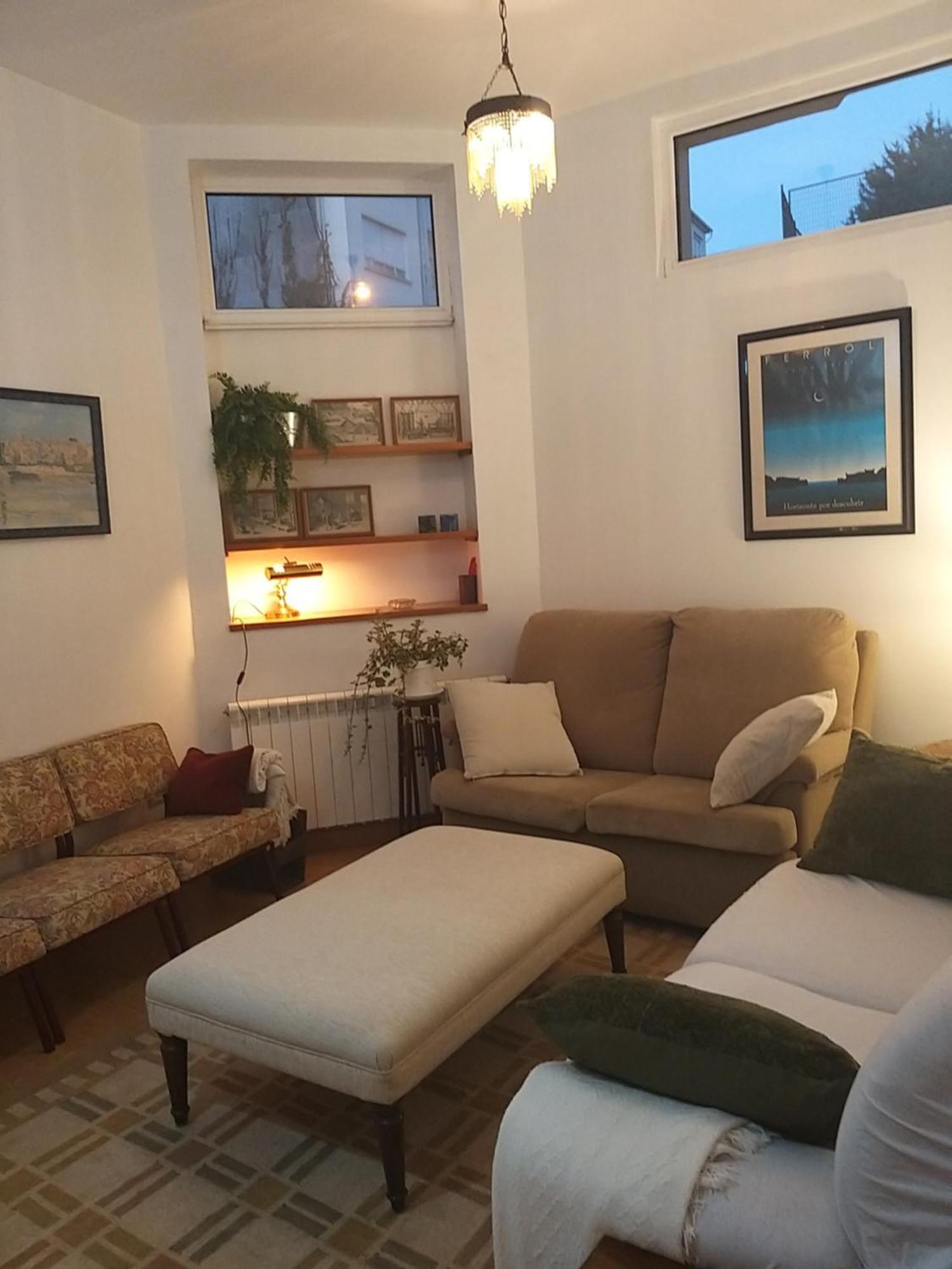 Apartamento Con Pequeno Jardin En El Centro Ferrol Bagian luar foto
